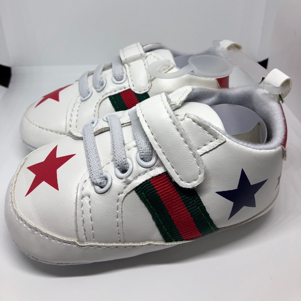 Infant sneakers